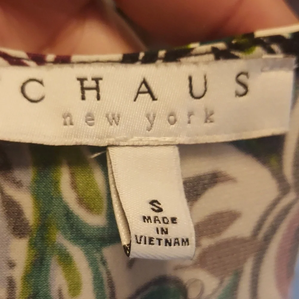 Women's Multicolor Patterned Top - Picture 2 of 5